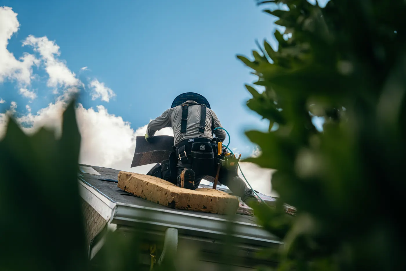 Tarping and dry-in on a Morse Reservoir commercial roof